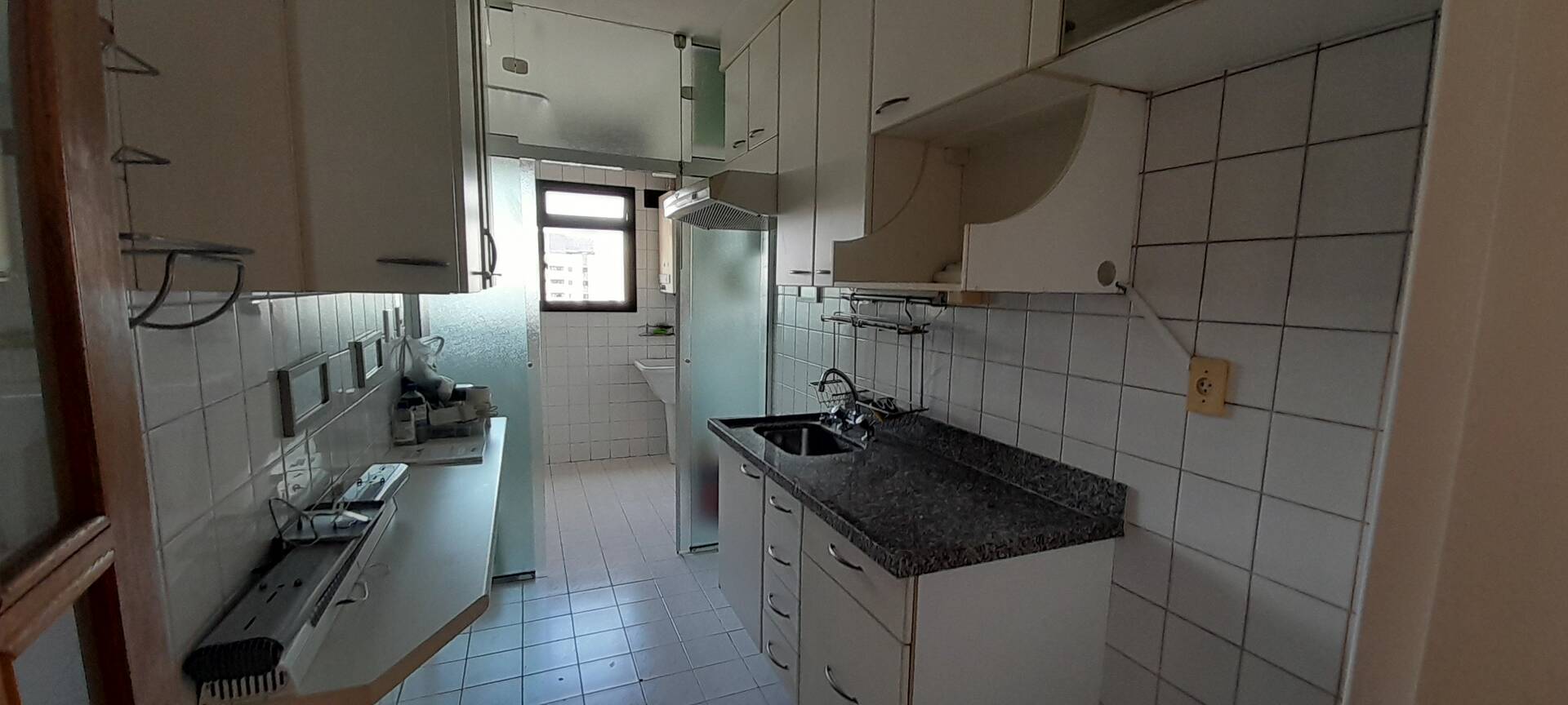 Apartamento à venda com 3 quartos, 75m² - Foto 14