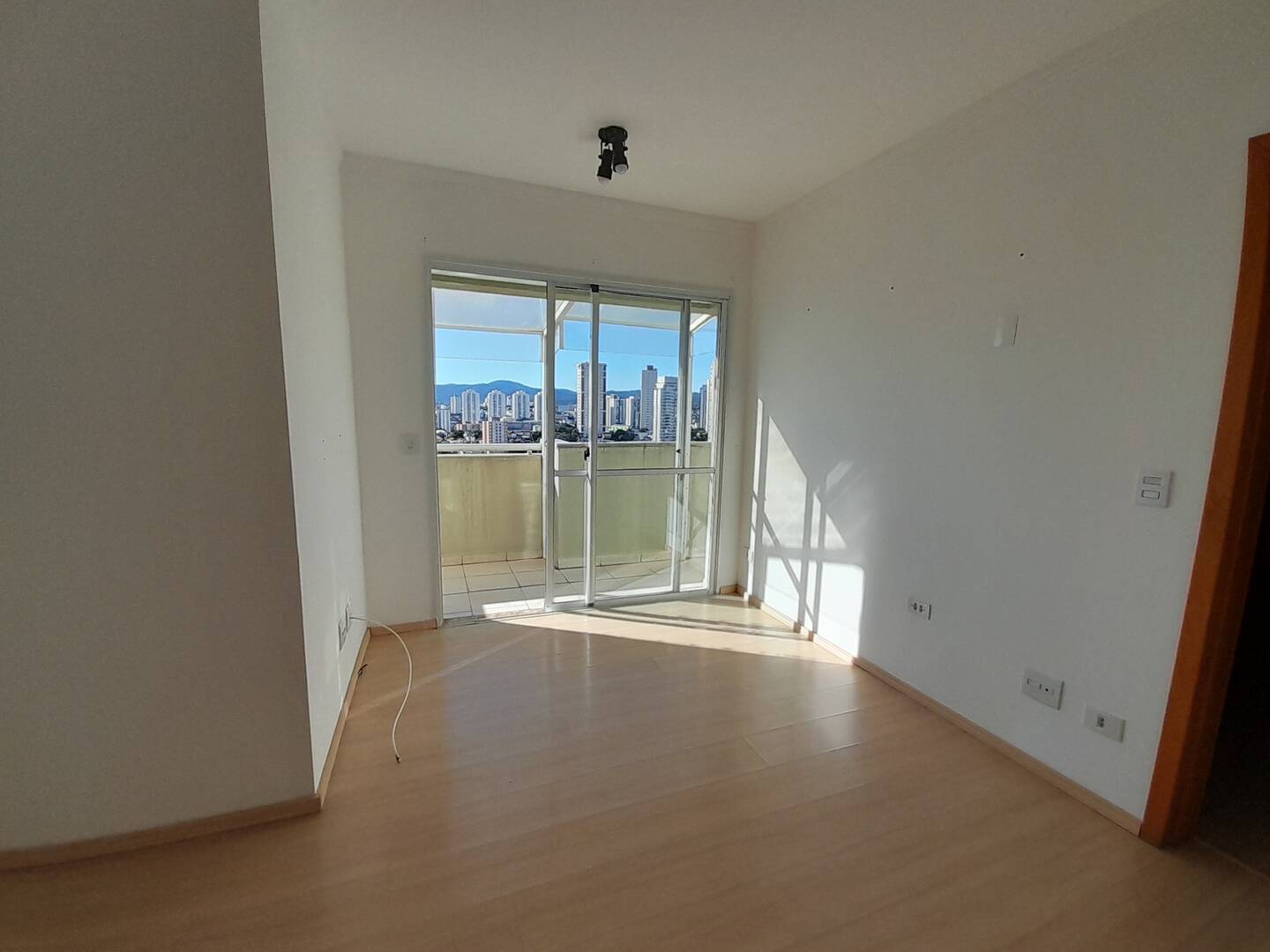 Apartamento para alugar com 1 quarto, 60m² - Foto 5