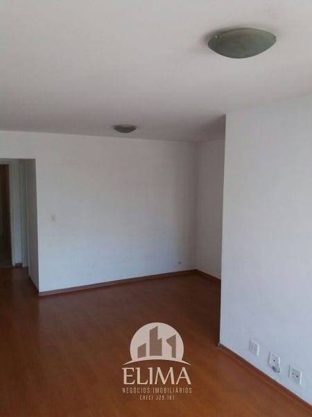 Apartamento para alugar com 2 quartos, 61m² - Foto 3