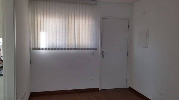 Apartamento à venda com 1 quarto, 50m² - Foto 4