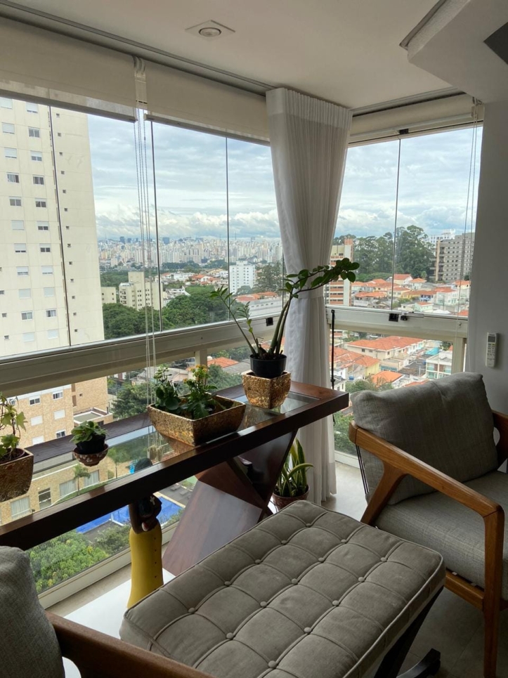 Apartamento à venda com 3 quartos, 95m² - Foto 1